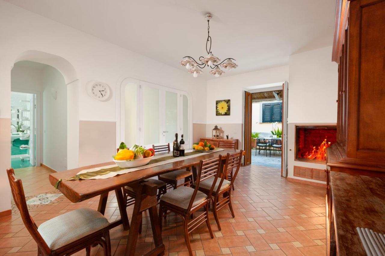 Casa Sorrento, Immerso Nel Verde A Pochi Passi Dal Centro Экстерьер фото