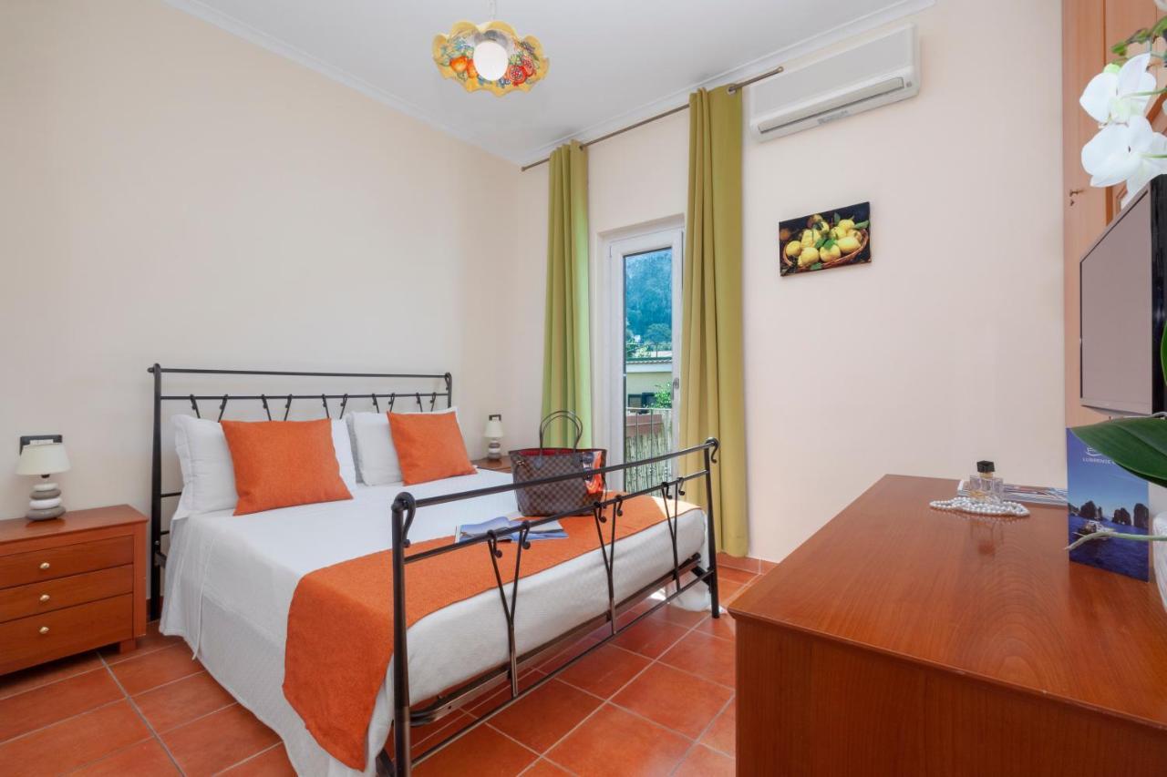 Casa Sorrento, Immerso Nel Verde A Pochi Passi Dal Centro Экстерьер фото